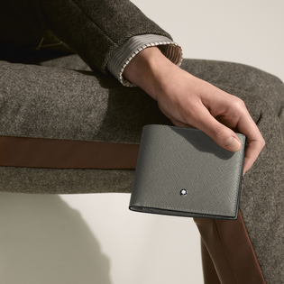 Sartorial wallet 8cc