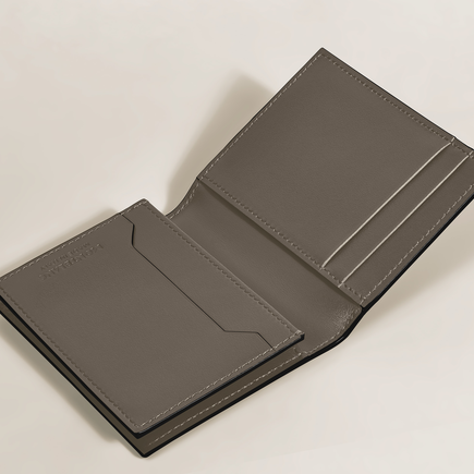 Card Holder 4cc with Sfumato Effect